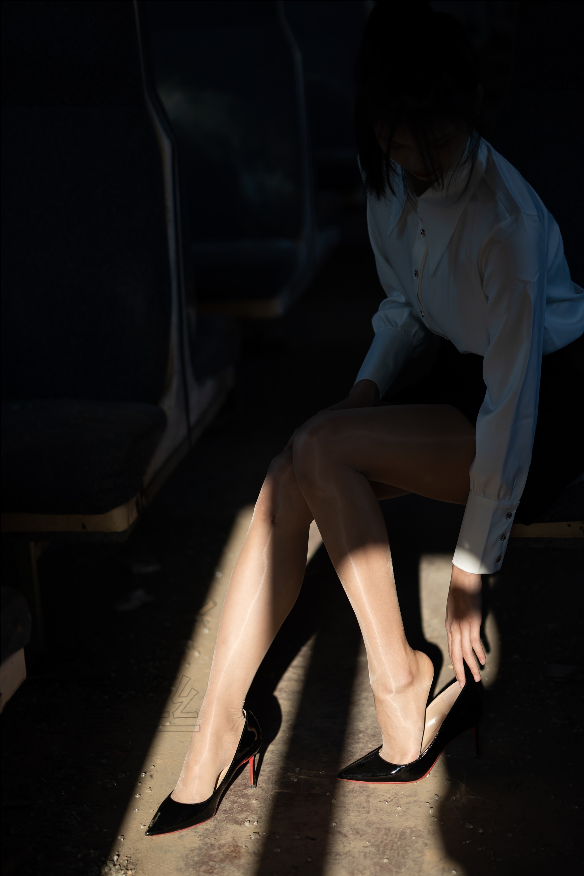 尤蜜丝 穿搭写真 NO.089